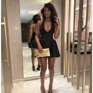 631548496: Chica busca chico en Gerona