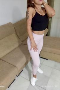 745059470: Chica busca chico en Málaga