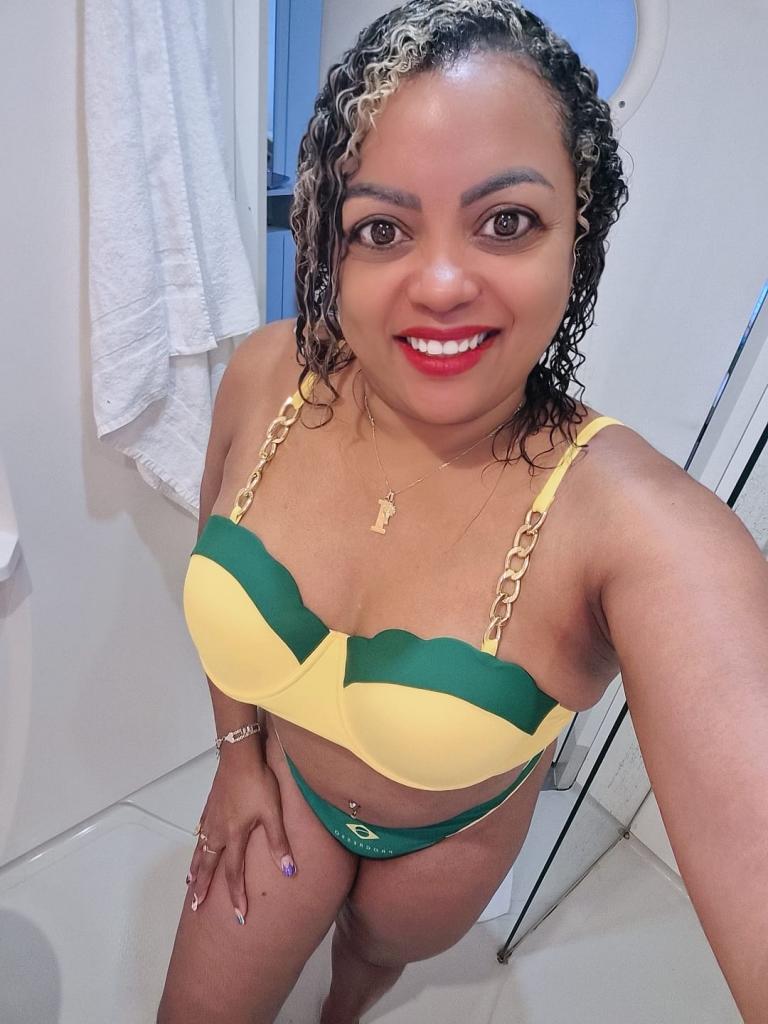 689739268: Chica busca chico en Zaragoza