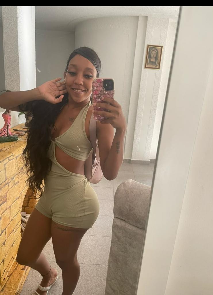 Chica busca chico en Valencia: Chica busca chico