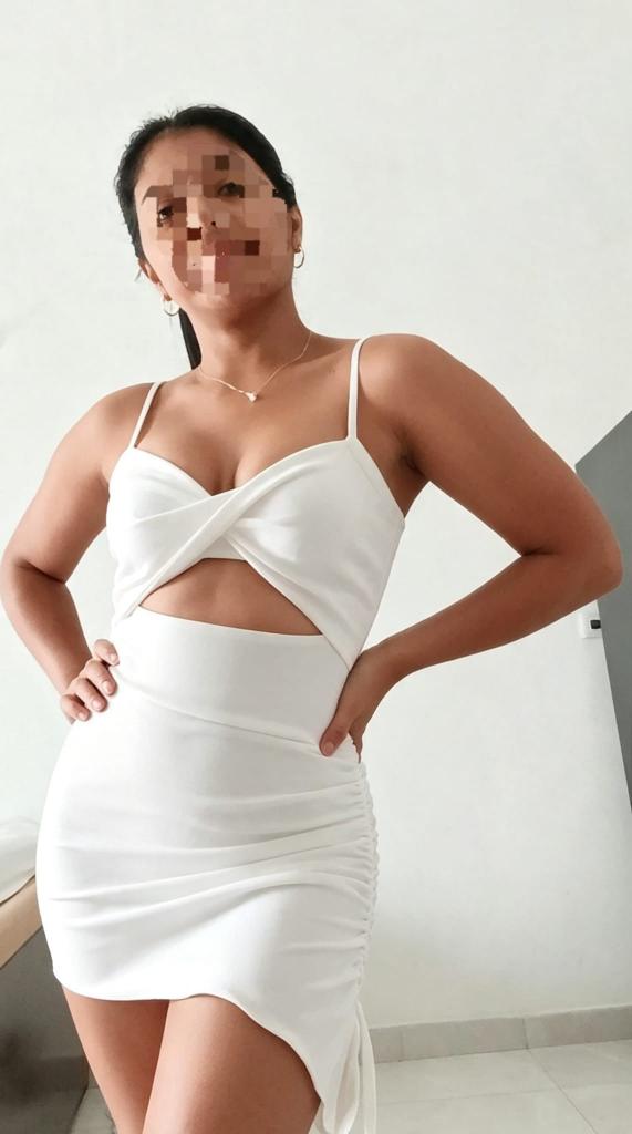 663398203: Chica busca chico en Huelva
