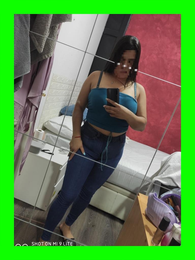 661147808: Chica busca chico en Madrid