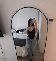 642291159: Chica busca chico en Barcelona