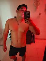 632074802: Chico busca chica en Barcelona