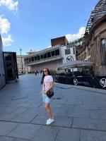 613793336: Chica busca chico en Barcelona