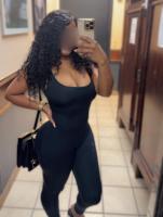 633687749: Chica busca chico en Barcelona