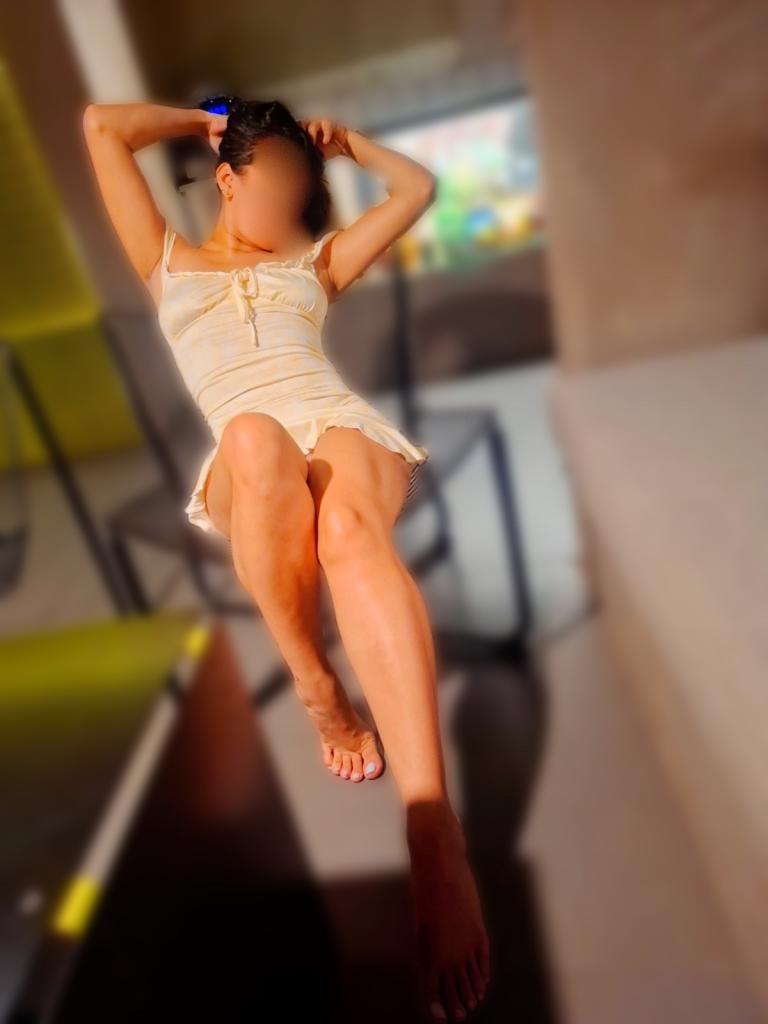 Chica busca chico en Ibiza: Chica busca chico