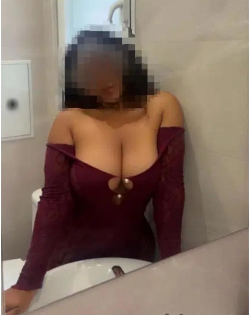 Chica busca chico en Murcia: 