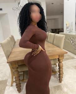 632147363: Chica busca chico en Zaragoza