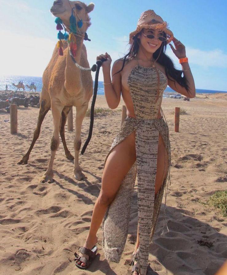 613835790: Chica busca chico en Málaga