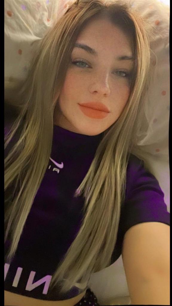 Chica busca chico en Granada: 