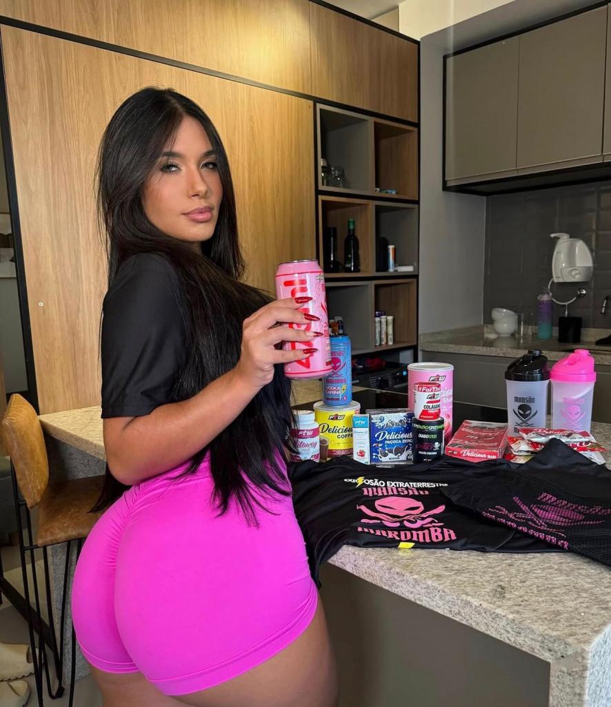 Chica busca chico en Ibiza: 