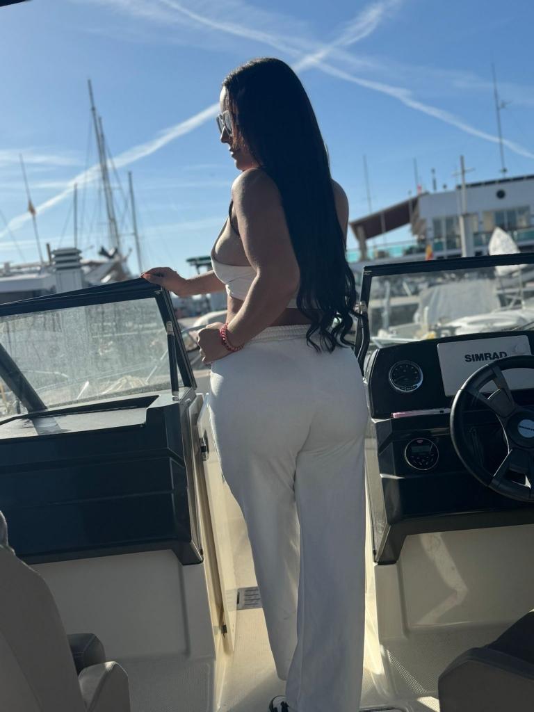 604873988: Chica busca chico en Lérida