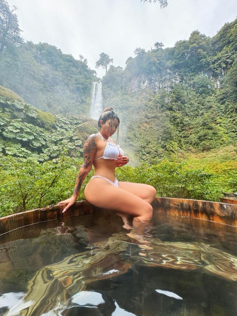 Chica busca chico en Barcelona: 