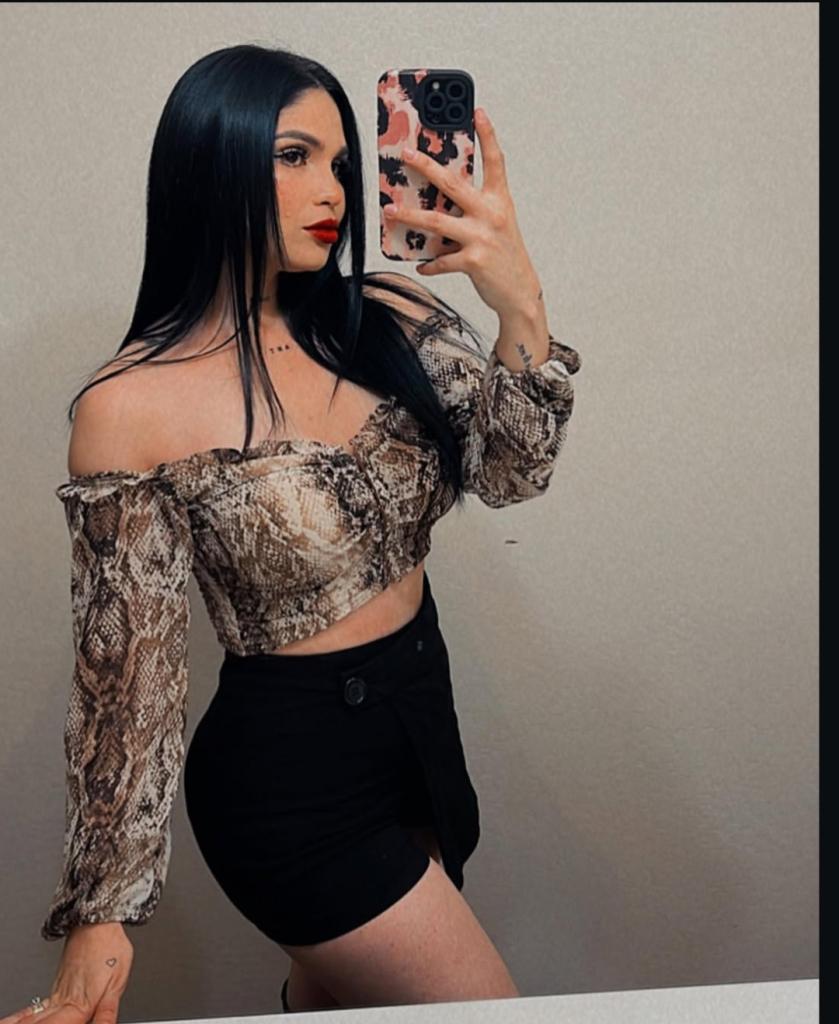 Chica busca chico en Granada: 