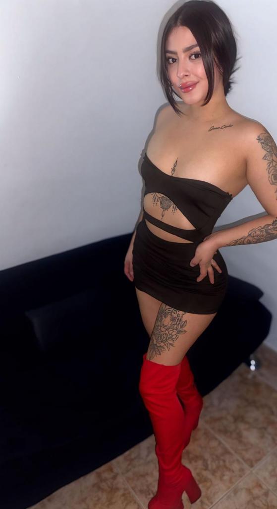 Chica busca chico en Ibiza: 