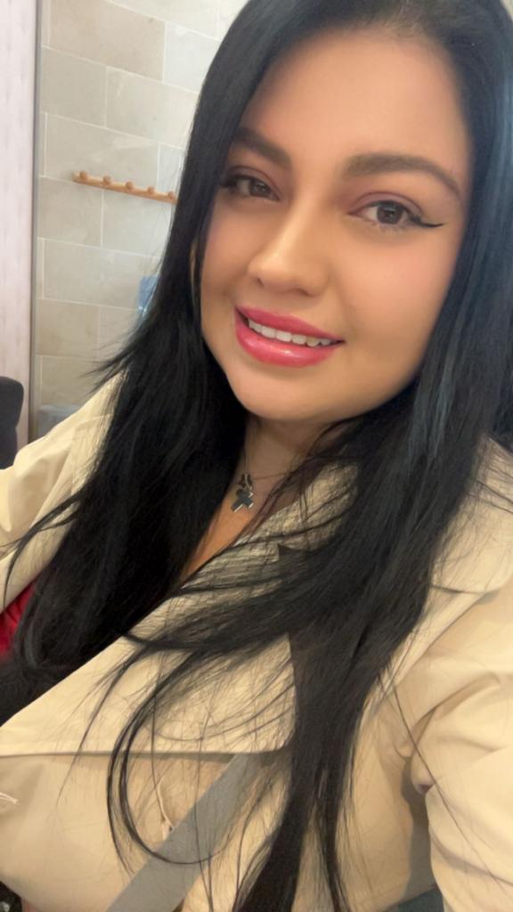 Chica busca chico en La Coruña: Chica busca chico