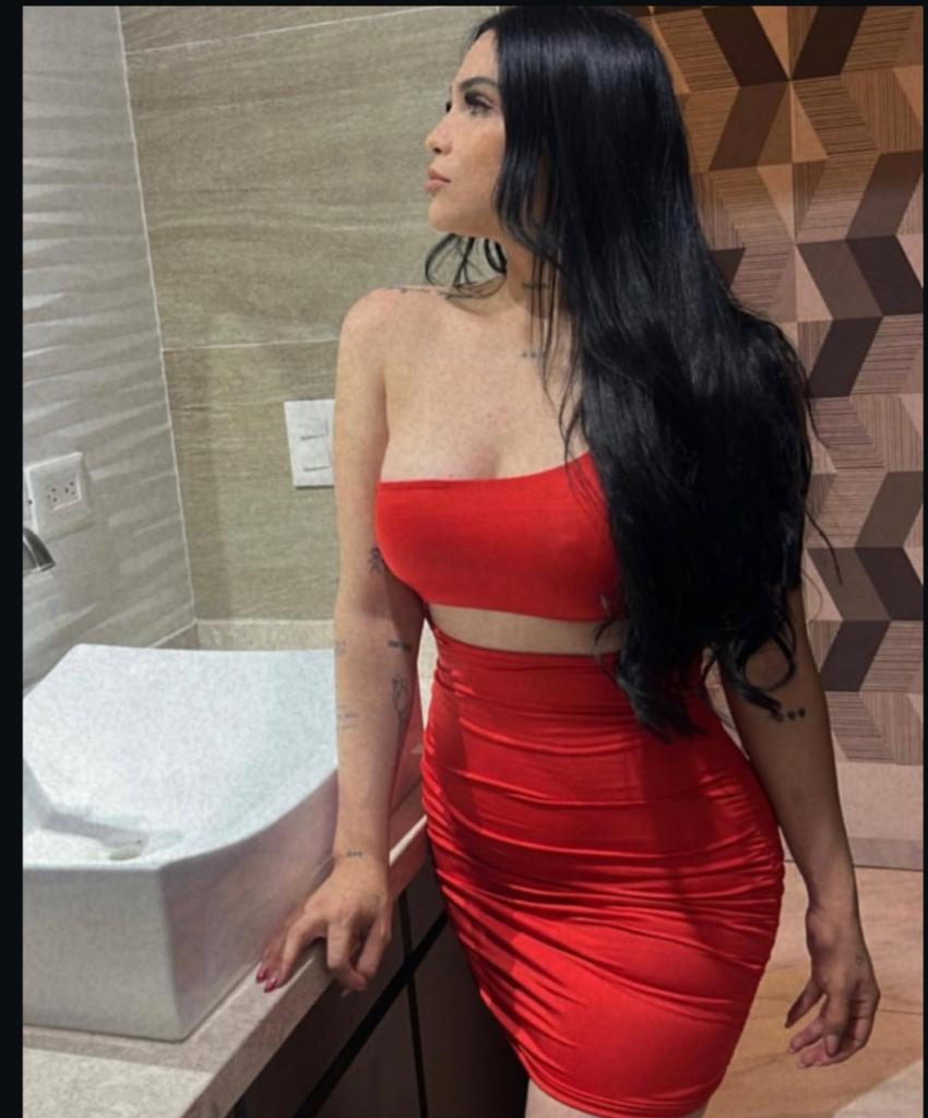 Chica busca chico en Granada: 