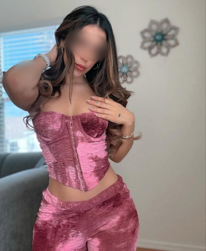 Chica busca chico en La Coruña: Chica busca chico