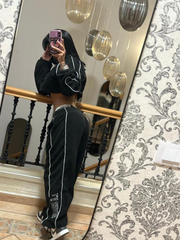 Chica busca chico en Tenerife: 