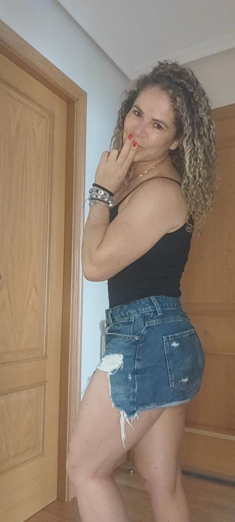 Chica busca chico en Orense: Chica busca chico