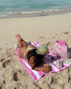 623556743: Chica busca chico en Tenerife