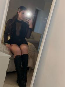 670213809: Chica busca chico en Alicante