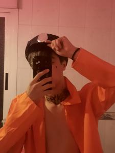 678252210: Chico busca chica en Pontevedra