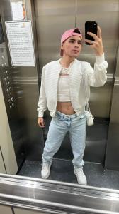 617751173: Chico busca chica en Madrid