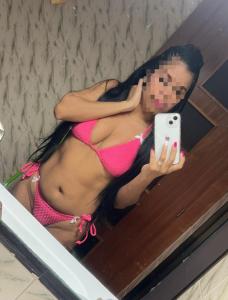 624418227: Chica busca chico en Barcelona