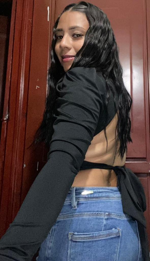 Chica busca chico en Tenerife: 