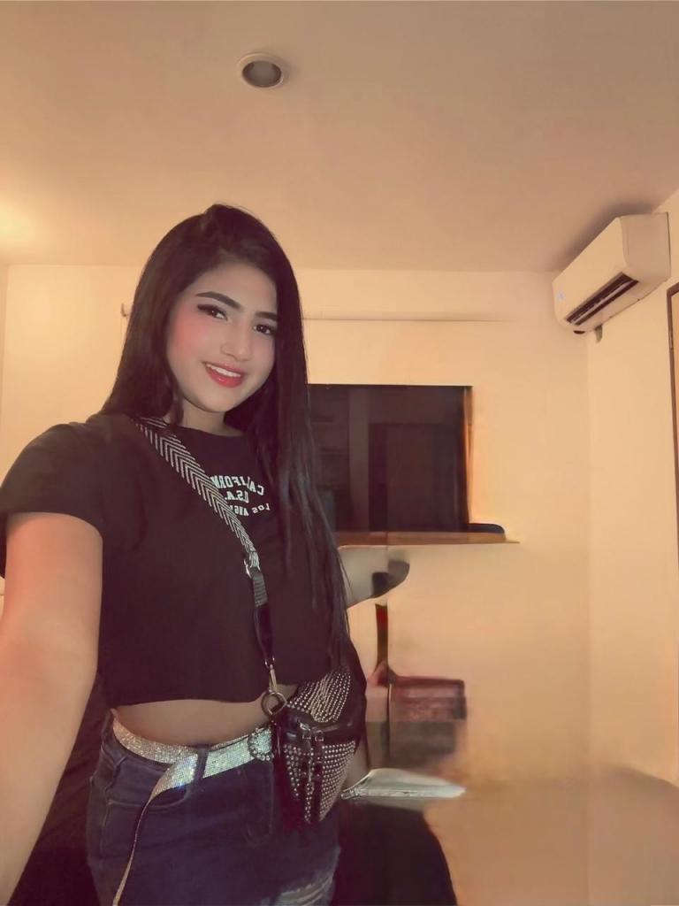 Chica busca chico en Sevilla: 