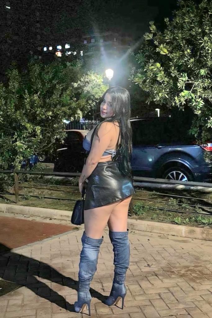 Chica busca chico en Barcelona: 