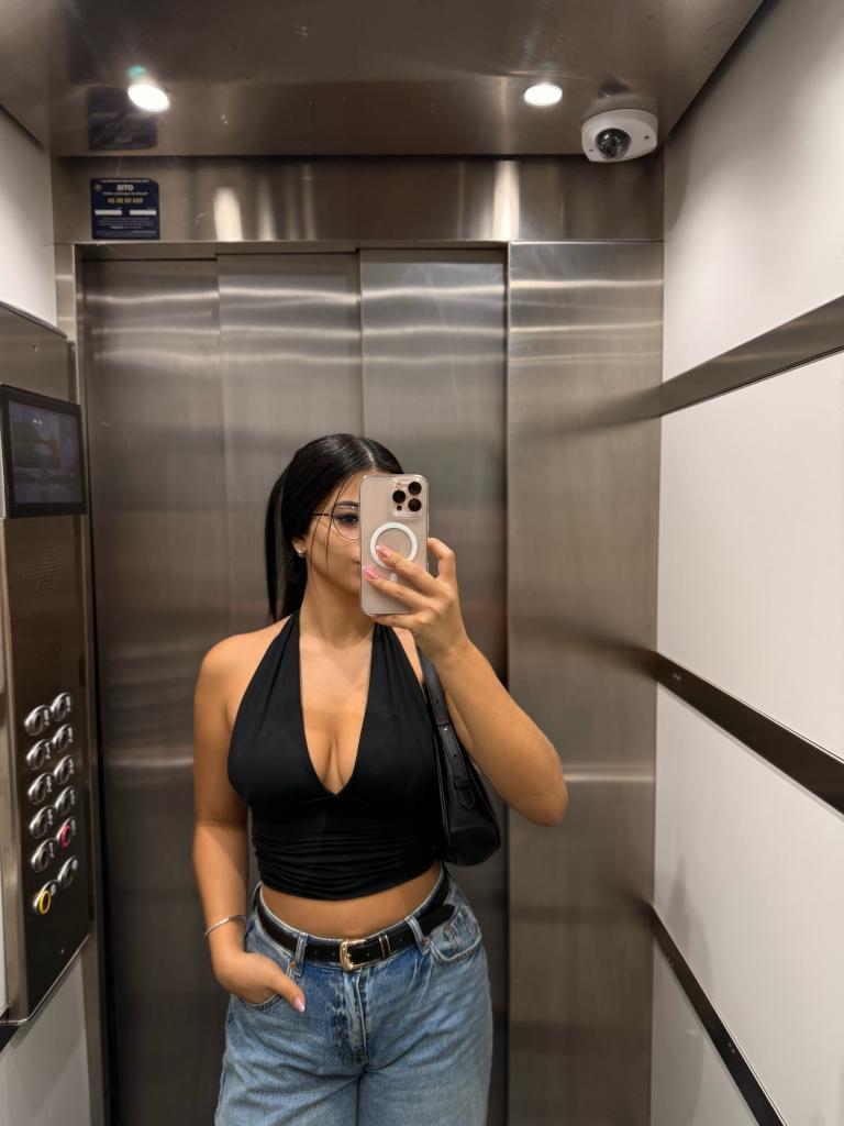 Chica busca chico en Granada: Chica busca chico