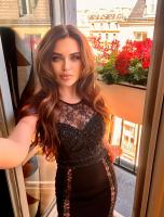 613760149: Chica busca chico en Barcelona