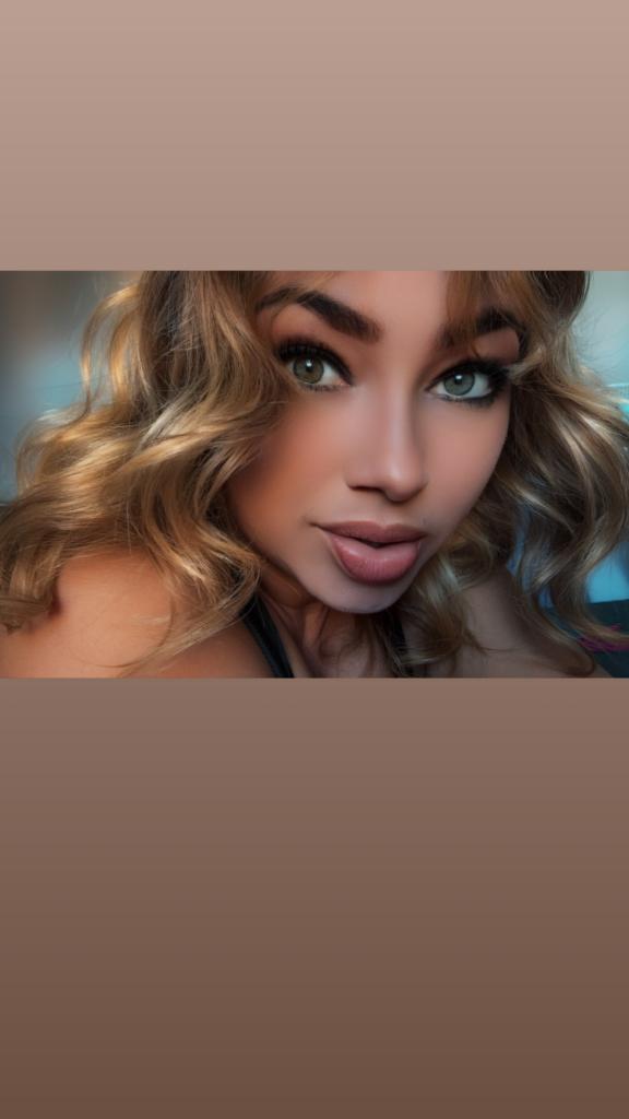 Chica busca chico en Granada: 