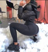 617843760: Chica busca chico en Madrid