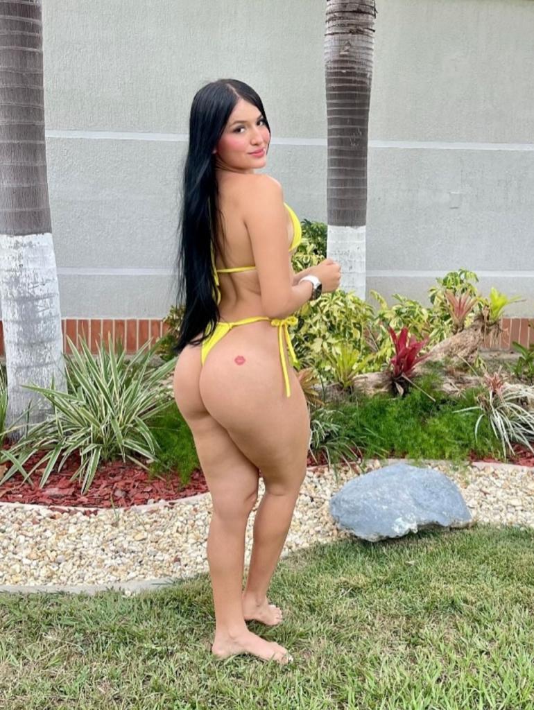 Chica busca chico en Tenerife: 