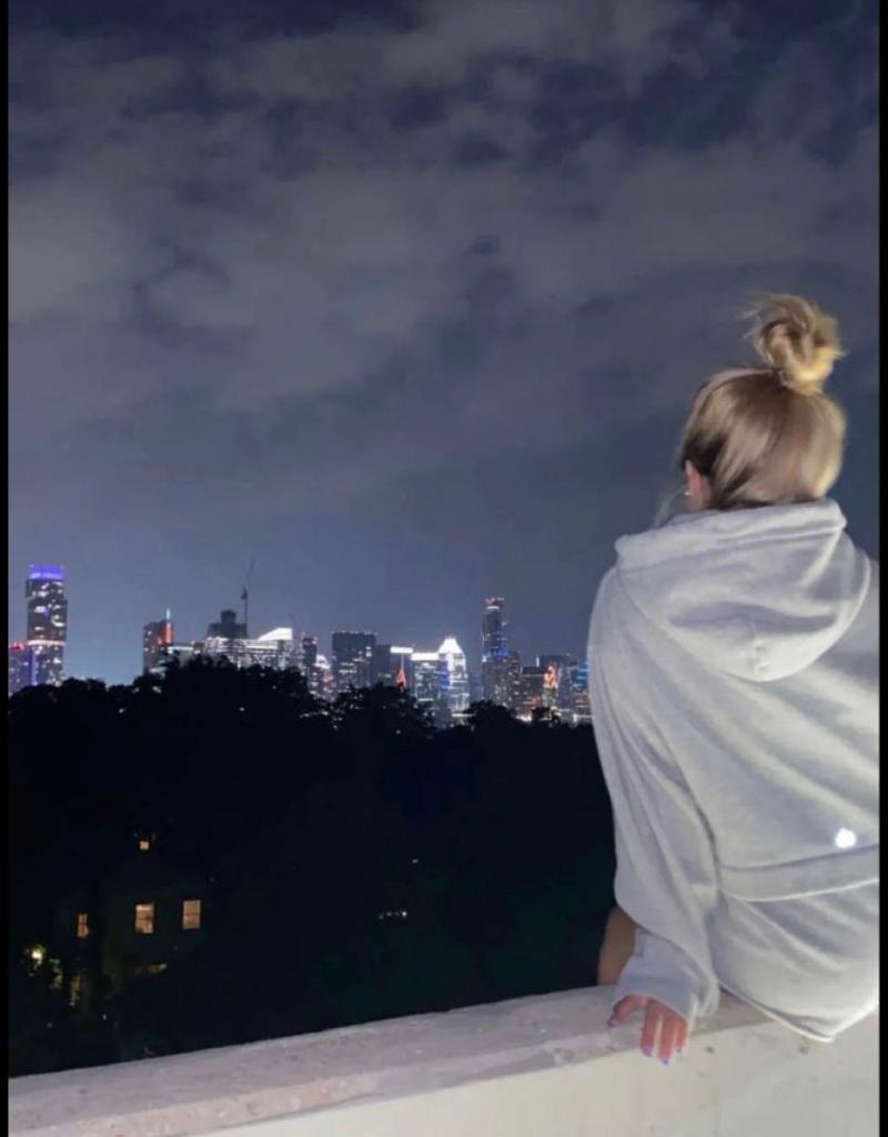 Chica busca chico en Cádiz: 