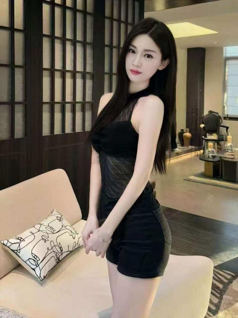 Chica busca chico en Madrid: Chica busca chico