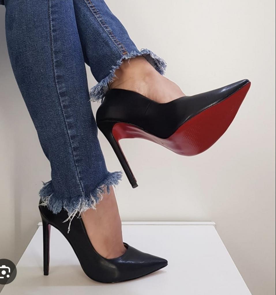 Chica busca chico en Mallorca: Chica busca chico