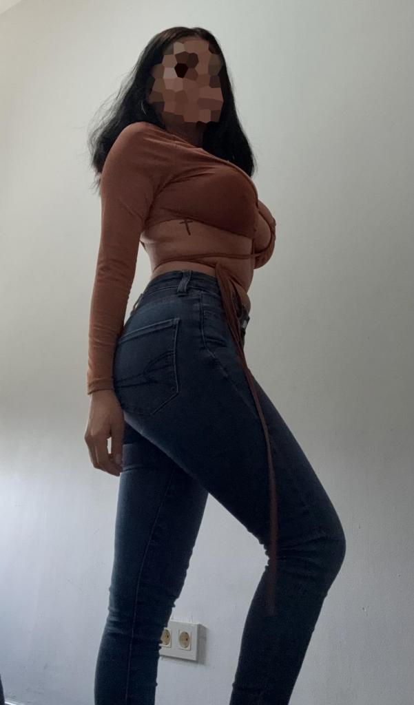 Chica busca chico en Granada: 