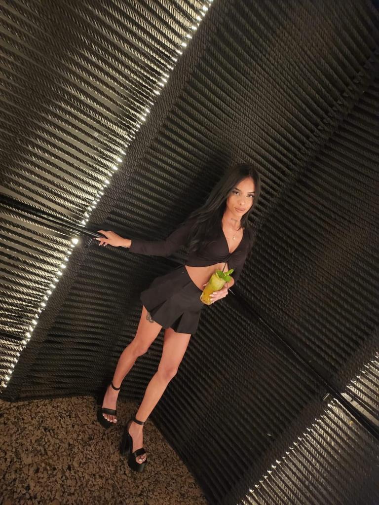 Chica busca chico en Alicante: 