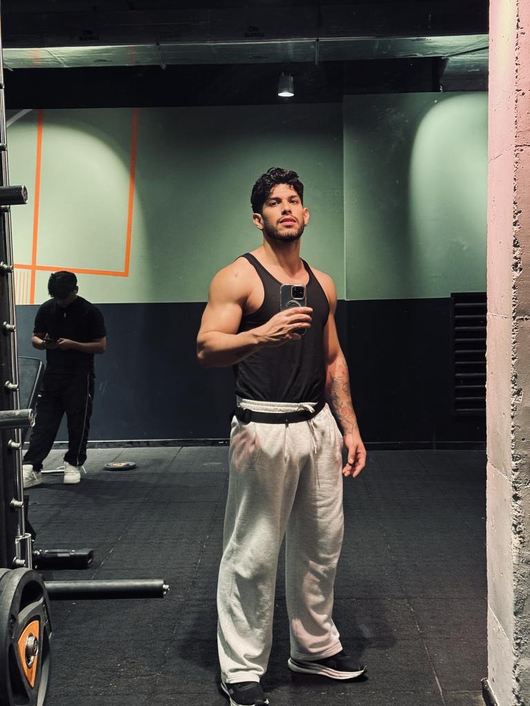 643852366: Chico busca chica en Tenerife