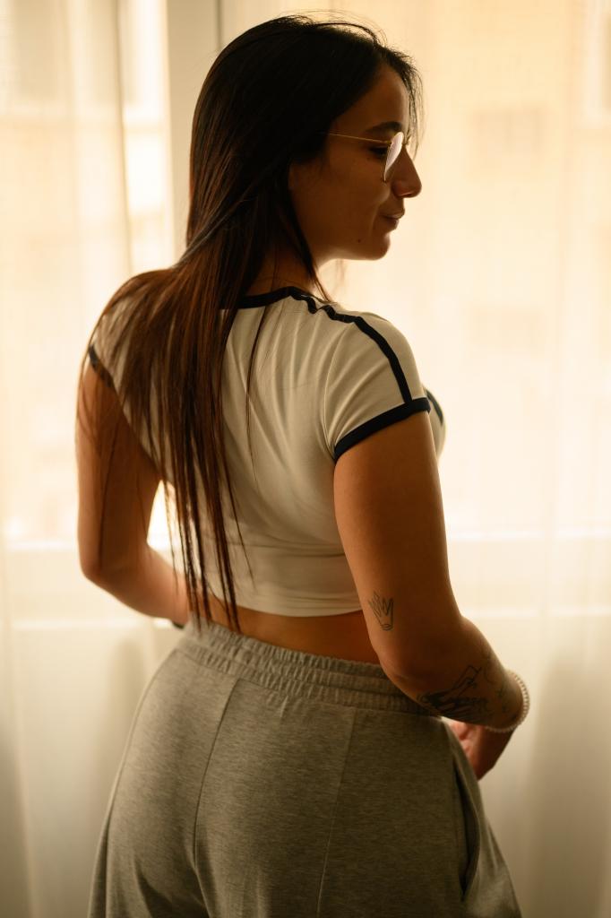 675352431: Chica busca chico en Valencia