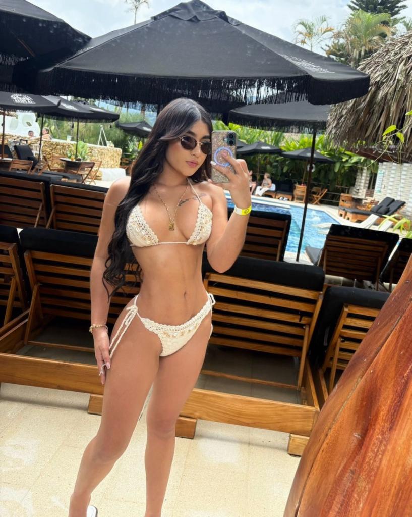 Chica busca chico en Alicante: Chica busca chico