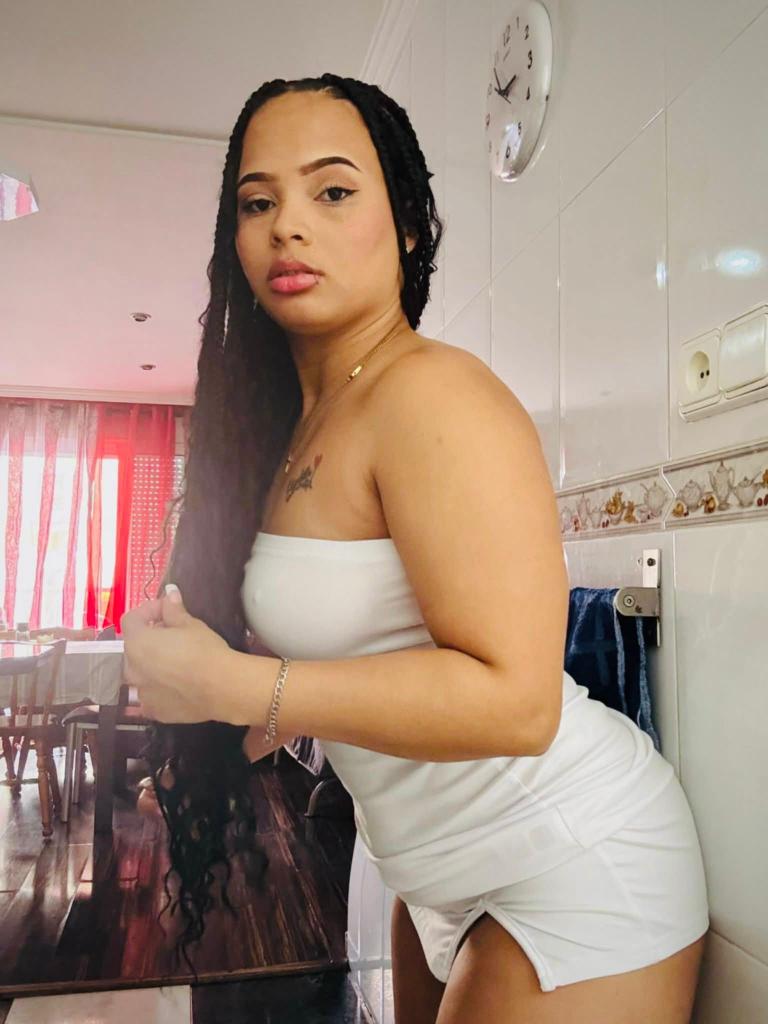 634999406: Chica busca chico en Valencia