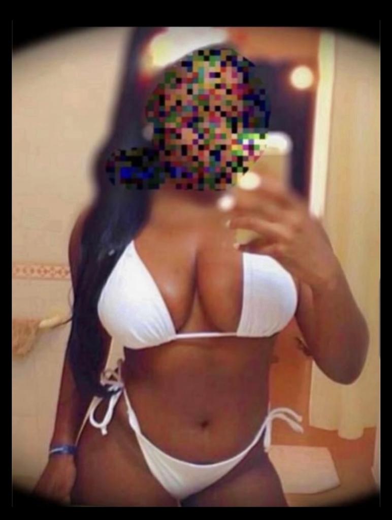 Chica busca chico en Barcelona: 