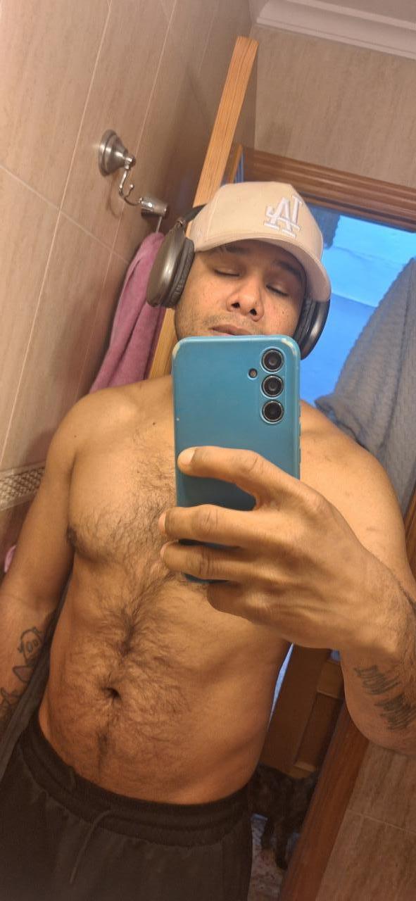 632228482: Chico busca chica en Valencia