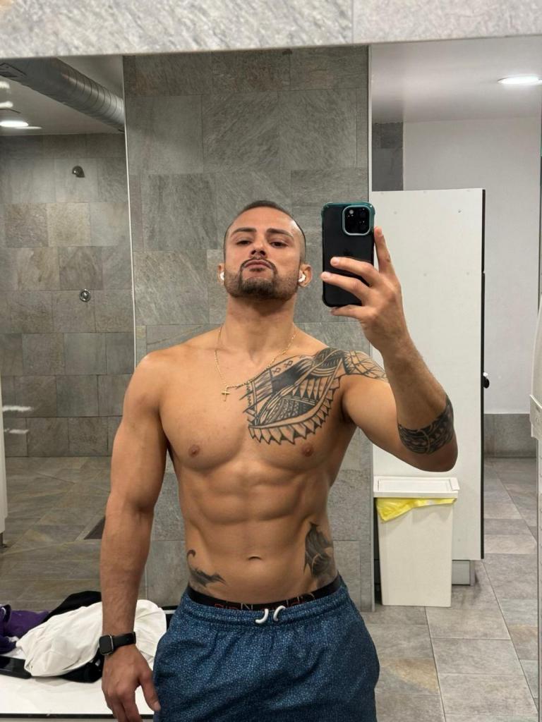 692592475: Chico busca chica en Vizcaya